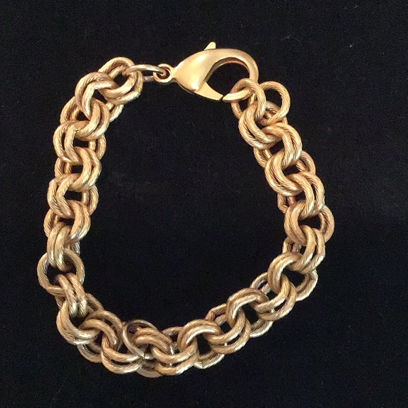 Jewelry - Double link gold tone bracelet